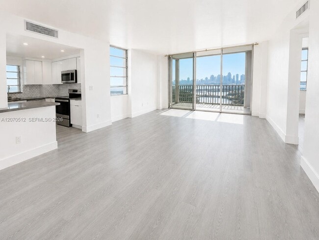 Building Photo - 1865 79th Street Causeway Unit 12I