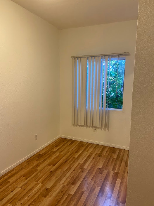 Photo - 1492 W 27th St Unit 1