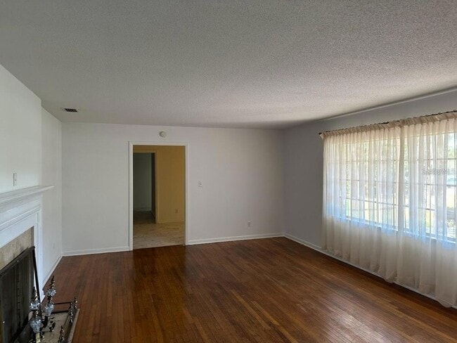 1333 SE 17 St