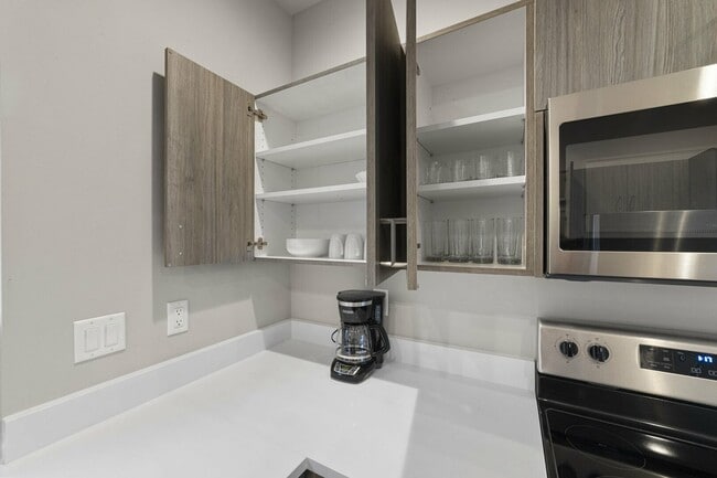 Photo - 910 21st St Unit 910
