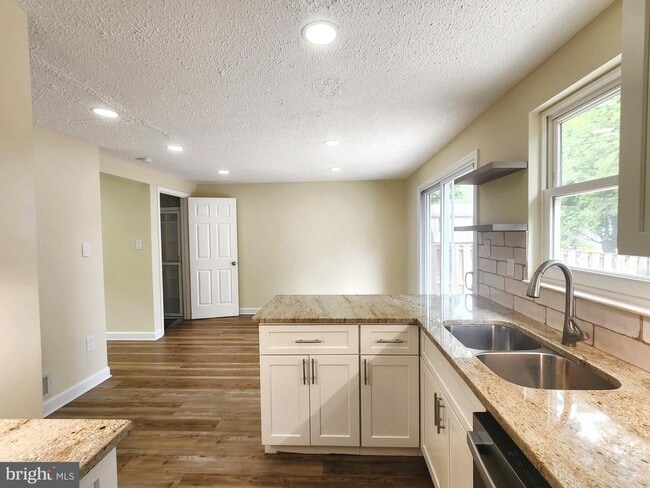 Photo - 13527 Duhart Rd