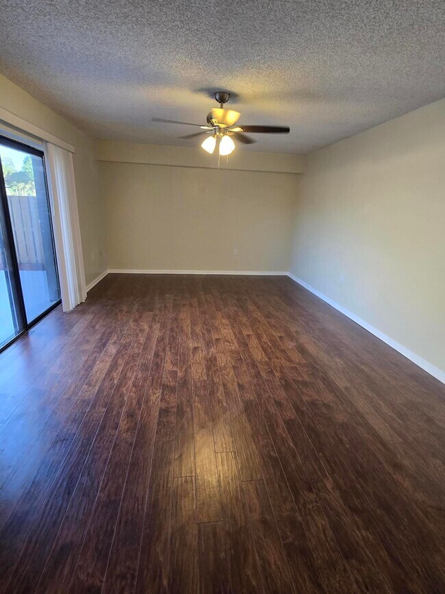 Photo - 3811 38th Way