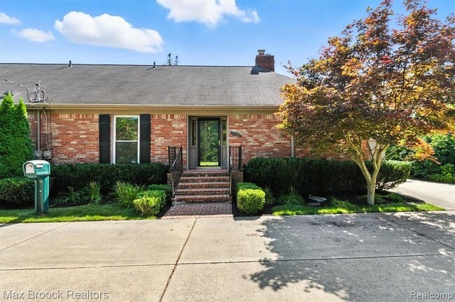 Photo - 1829 Stonycroft Ln