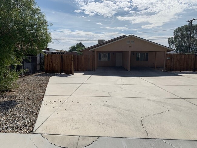 Photo - 6643 Desert Queen Ave Unidad 6643 Desert Queen  A