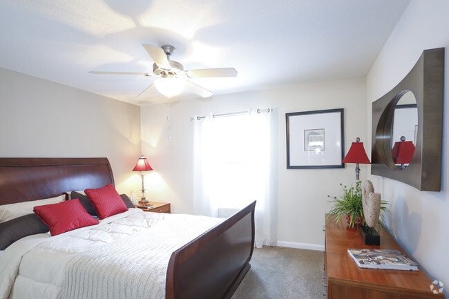 Photo - The Pointe at City Center