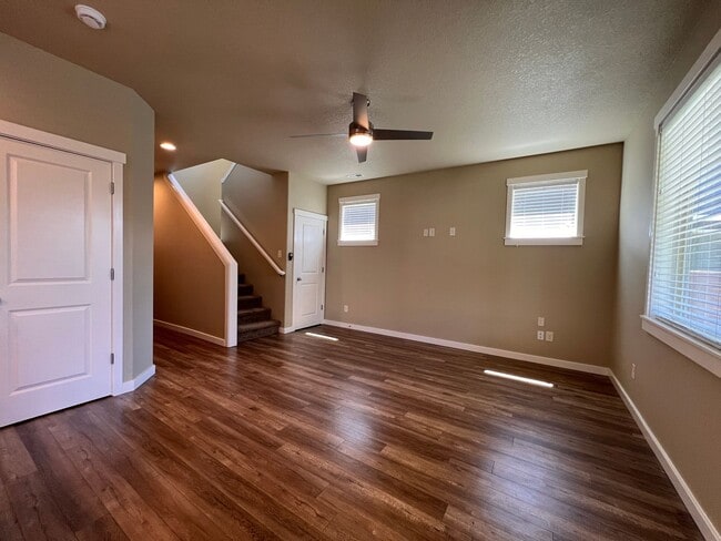 Photo - 503 N 41st Pl