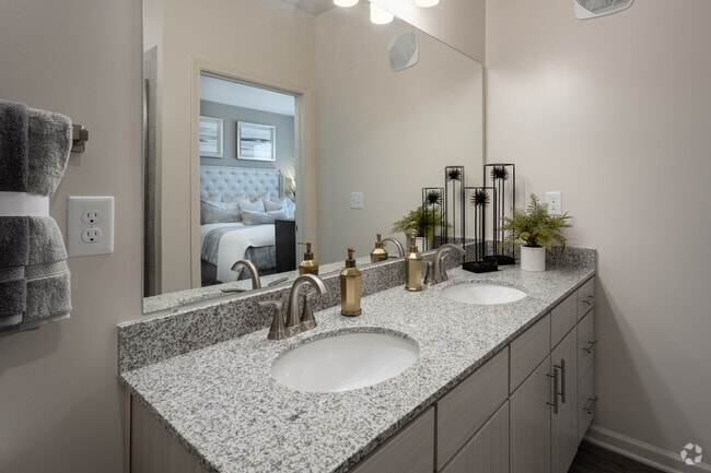 2BR, 2BA - 1,108SF