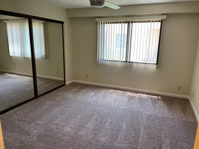 Photo - 430 South Niagara Street