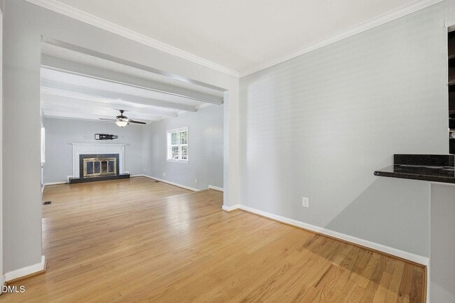 Photo - 301 N 9th St