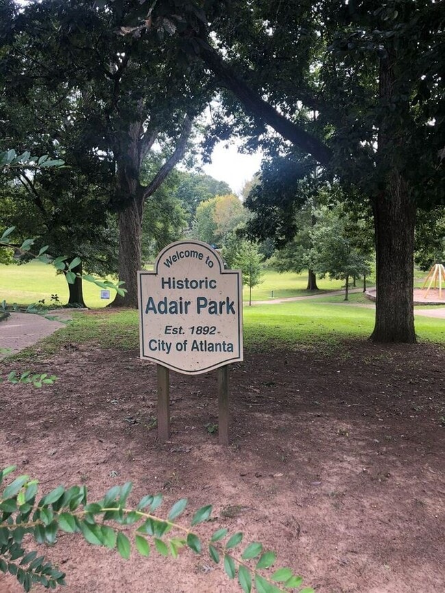 Photo - One bedroom one bath right on Adair Park a...