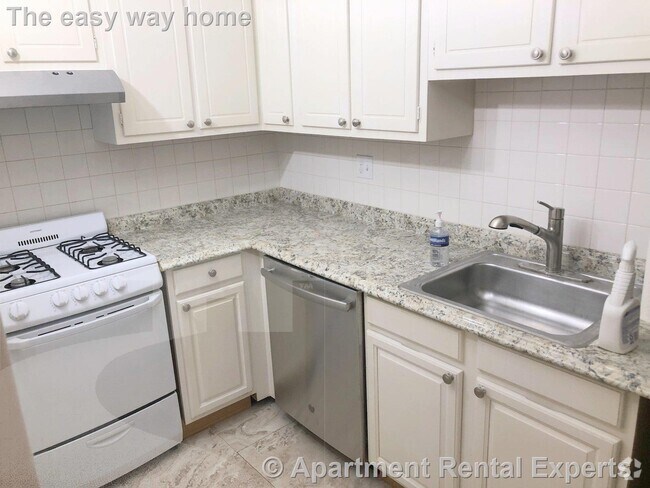 Building Photo - 284 Harvard St Unit #26 Rental