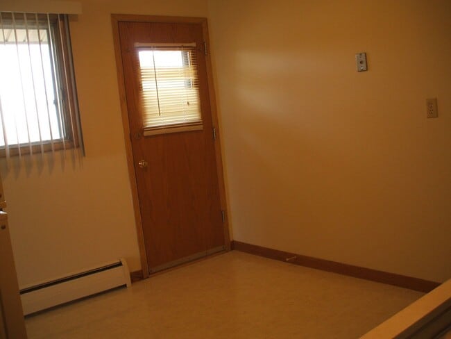 Photo - Oak Park Apartment Homes