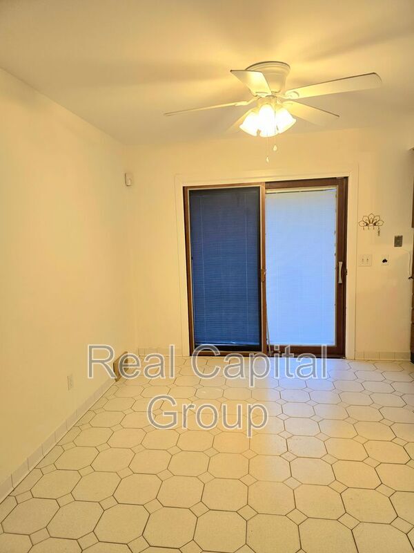 Photo - 1116 St Jude Dr