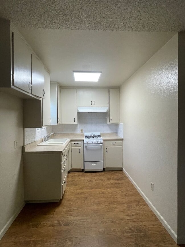 Photo - Great 1 bedroom 1 bath in Oakdale Unit 2