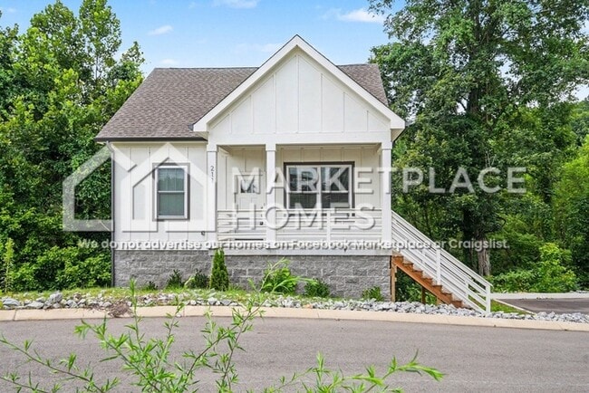 Photo - 211 Briar Rd