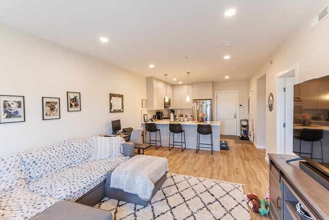 Photo - 458 Washington St Unidad 304