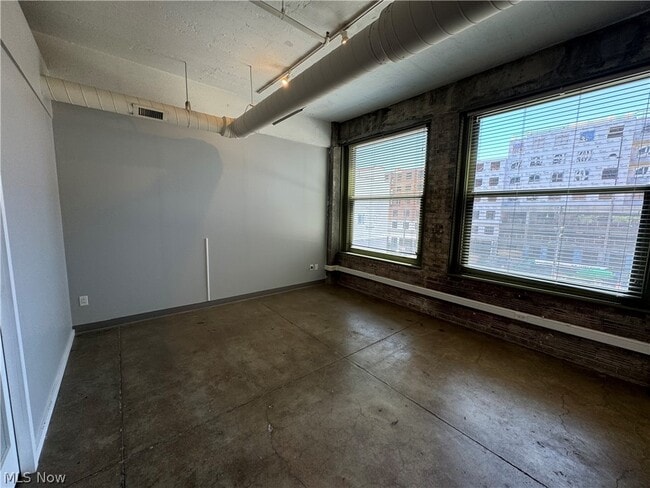 Photo - 1104 Prospect Ave E Unit 305
