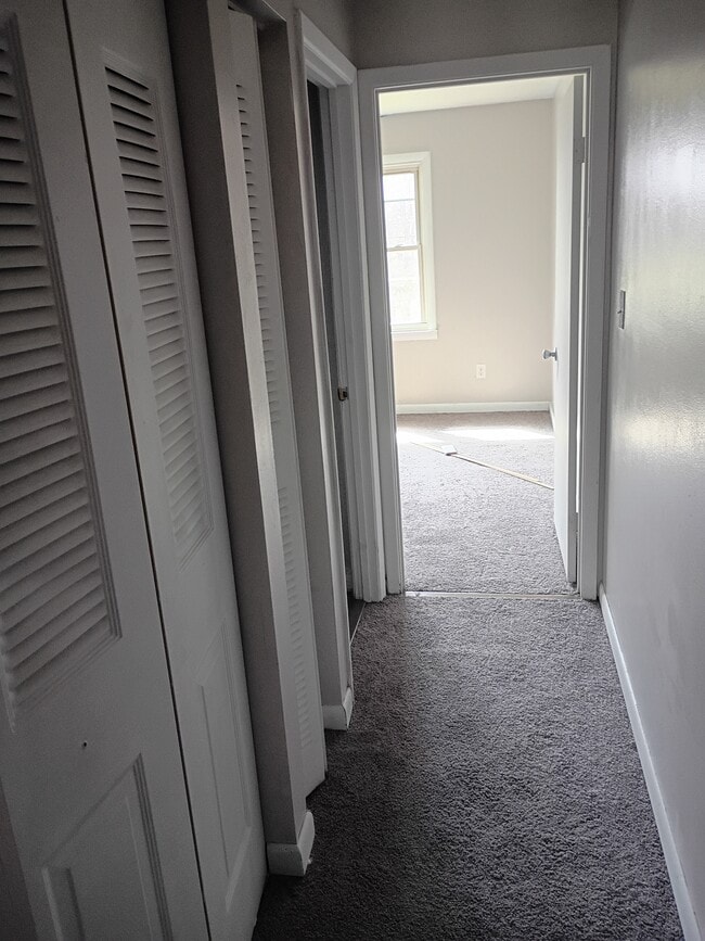 Hallway - 217 Hooton Blvd