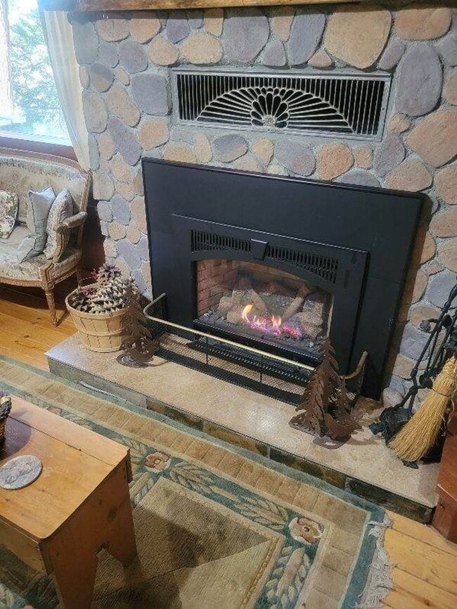 Photo - Most Beautiful and Private Cedar Glen Home