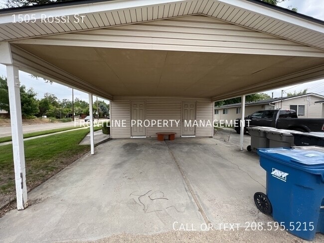 Photo - 1505 Rossi St
