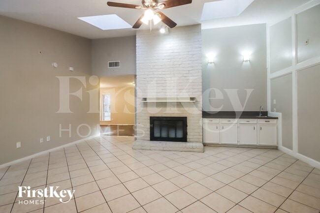 4014 Cedar Forest Dr
