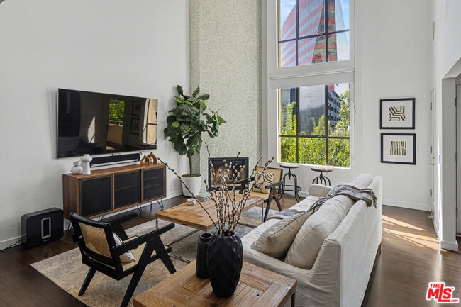 Photo - 720 Huntley Dr Unit 202