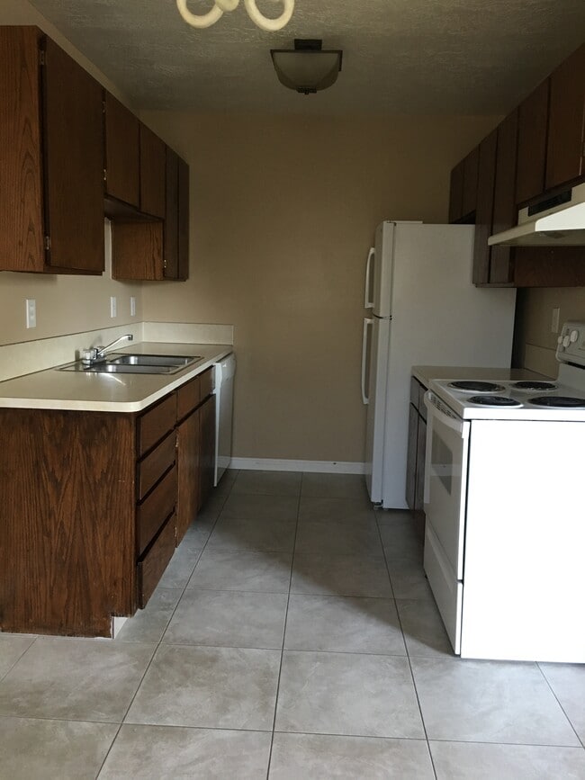 Photo - 1455 W Layton 4-plex Unit 4 down