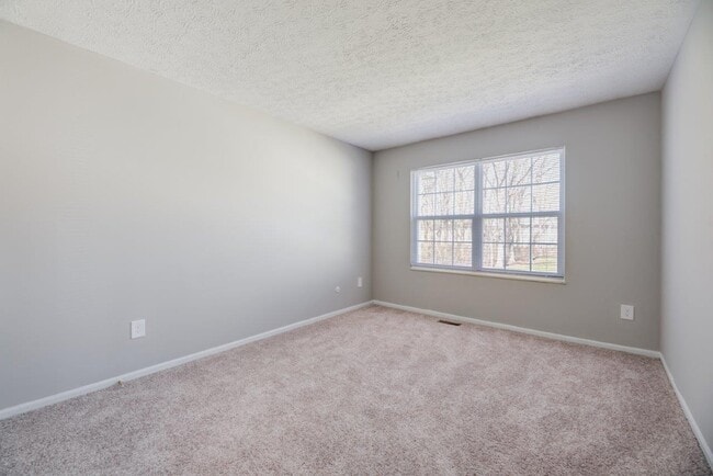 Wexford Lakes Apartments and Townhomes