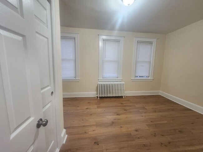 Photo - 4006 Fairfax Rd Unit 2