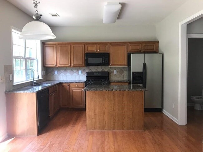 Photo - 8930 Ruel Ln