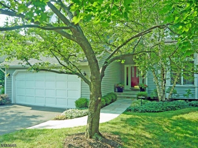 Building Photo - 148 Smoke Rise Rd