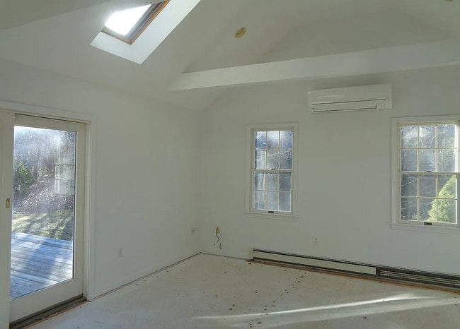 Photo - 61 Hokum Rock Rd