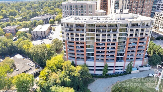 Photo - 701 Royal Ct Unit 412