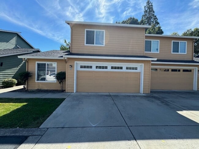 Photo - COME HOME TO COMFORT TO THIS 3 BEDROOM HOM...