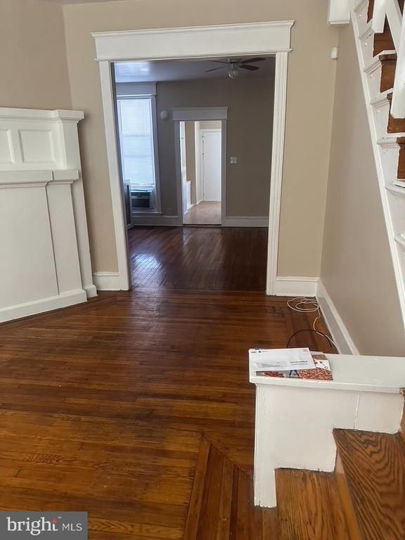 Photo - 5608 N Mascher St