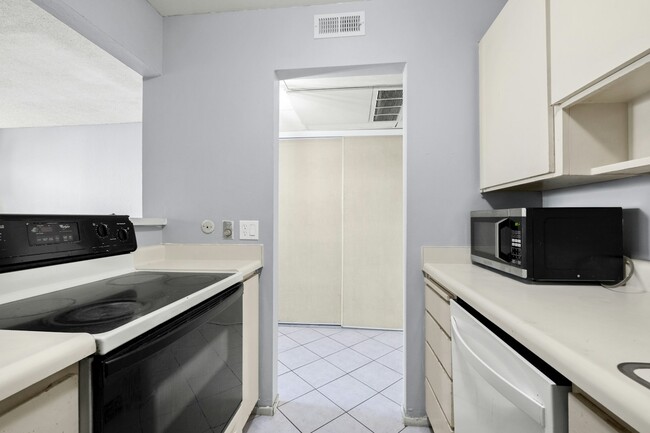 Photo - 300 N Civic Dr