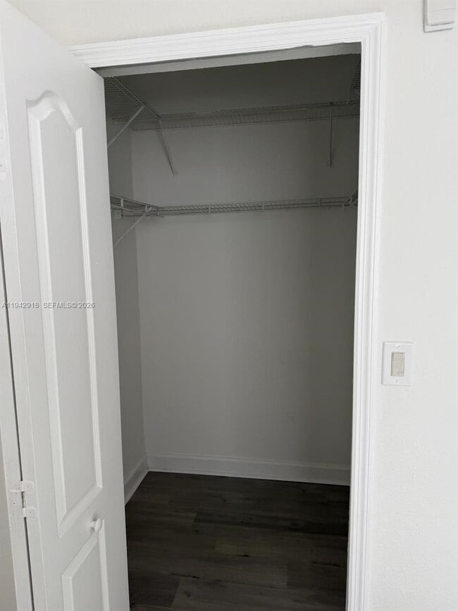 Photo - 1656 SE 29th Ct Unit 100