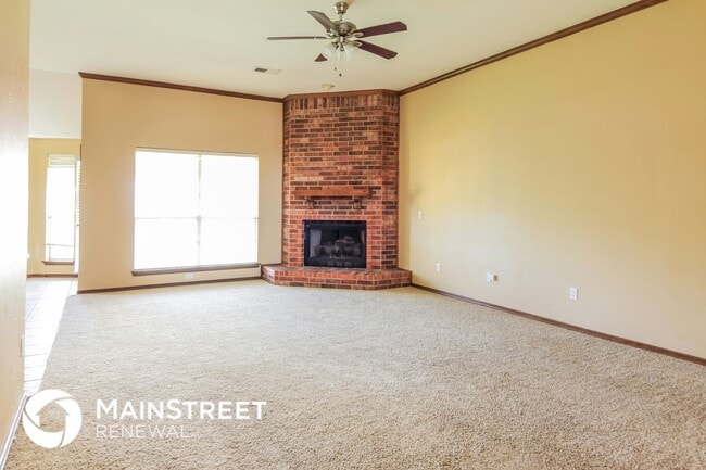 Photo - 1401 SW 129th St