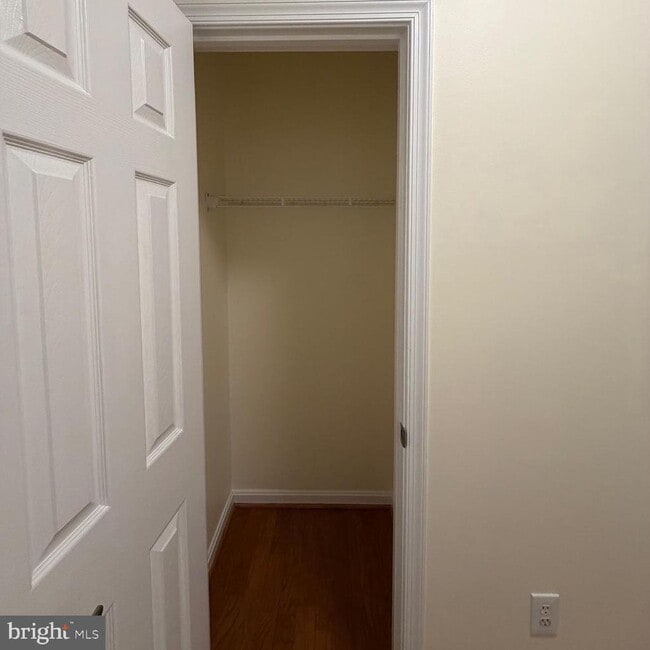 Photo - 20453 Chesapeake Square Unit 101