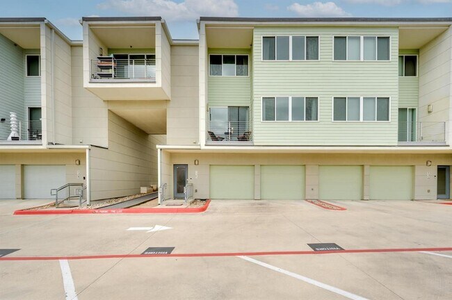 Photo - 604 N Bluff Dr Condo Unit 125