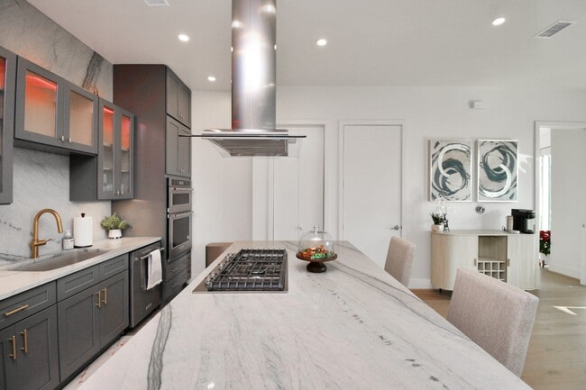 Photo - 1600 Post Oak Blvd Unit 807