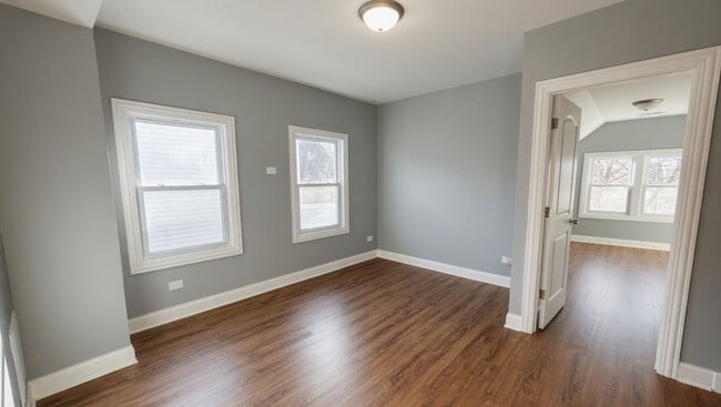 Photo - 2717 N Rutherford Ave Unit 2