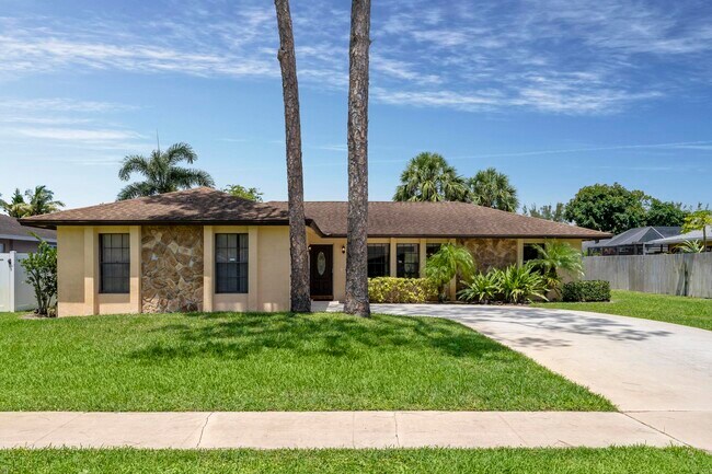 Photo - 621 Cashiers Dr