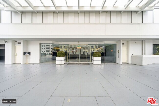 10660 Wilshire Blvd Unit 805
