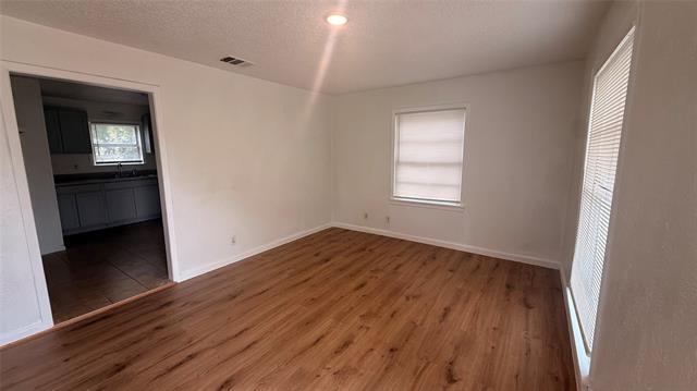 Photo - 4503 Bradshaw St