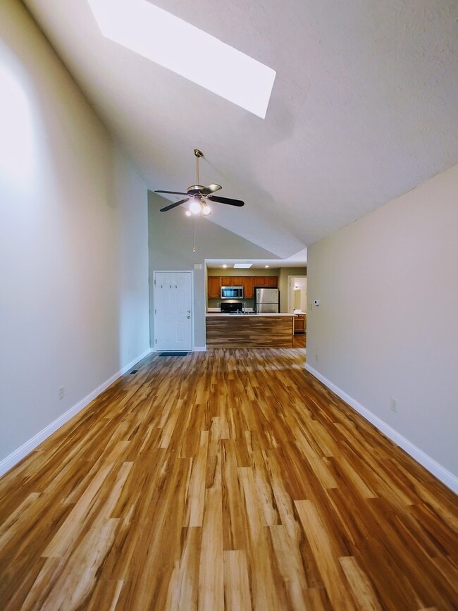 Photo - 1318 S College Mall Rd Unit 1