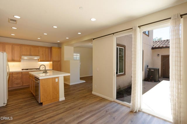 Photo - 326 Lakeview Ct