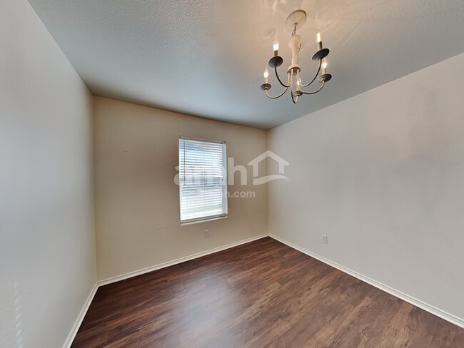 Photo - 1101 Eagle Claw Dr