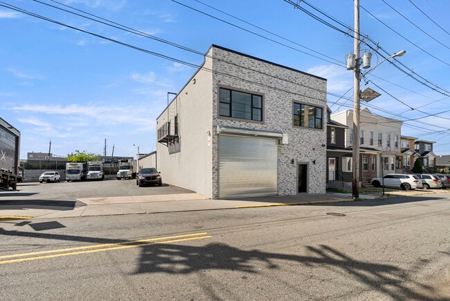 Photo - 3709 Liberty Ave Unit 1