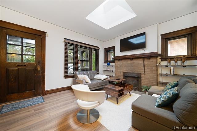 Photo - 1217 Steele St